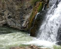 The location is not only known for its exquisiteness but also for flora and fauna as well as Carbonatite rocks. The rocks are among the oldest in the 